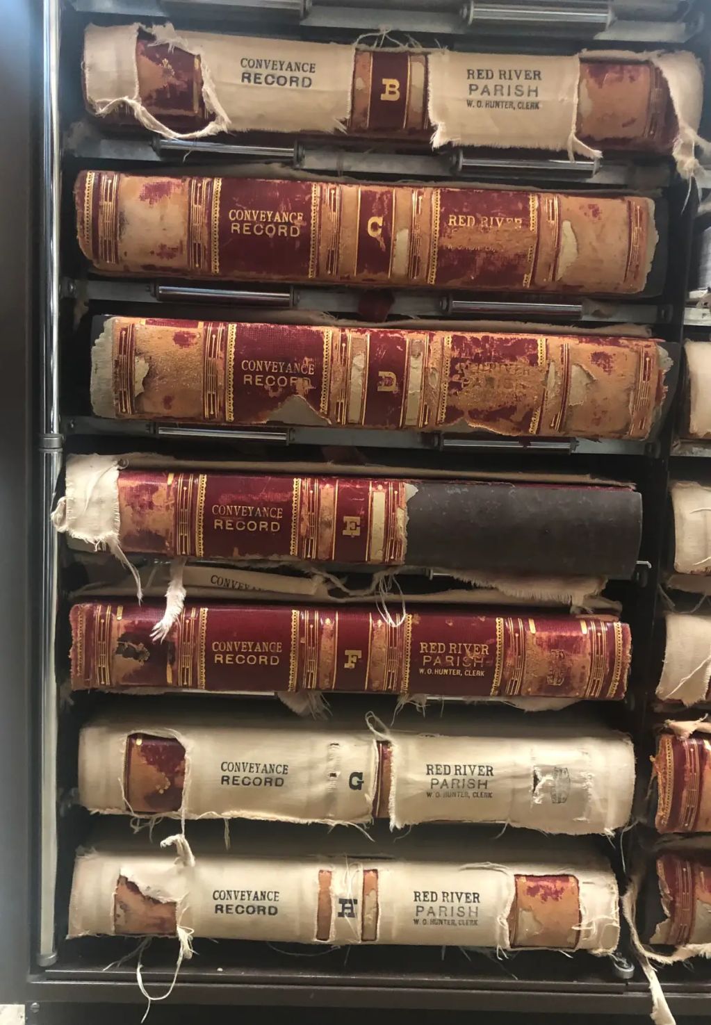 Conveyance records before Indestructo binding, Red River Parish